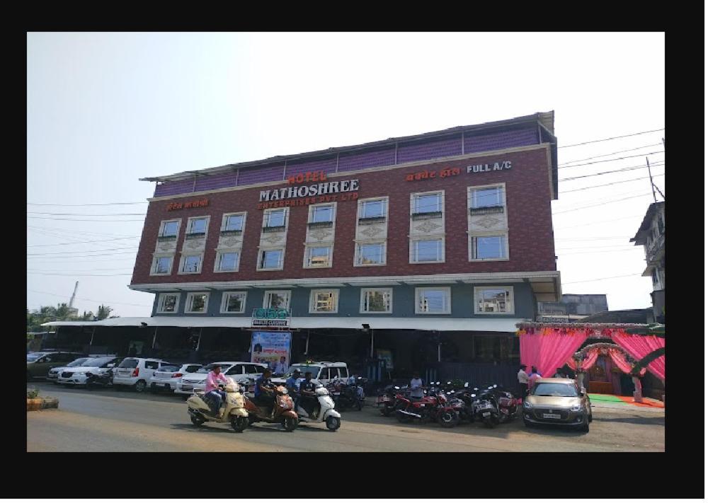 Hotel Mathoshree Thane Bagian luar foto